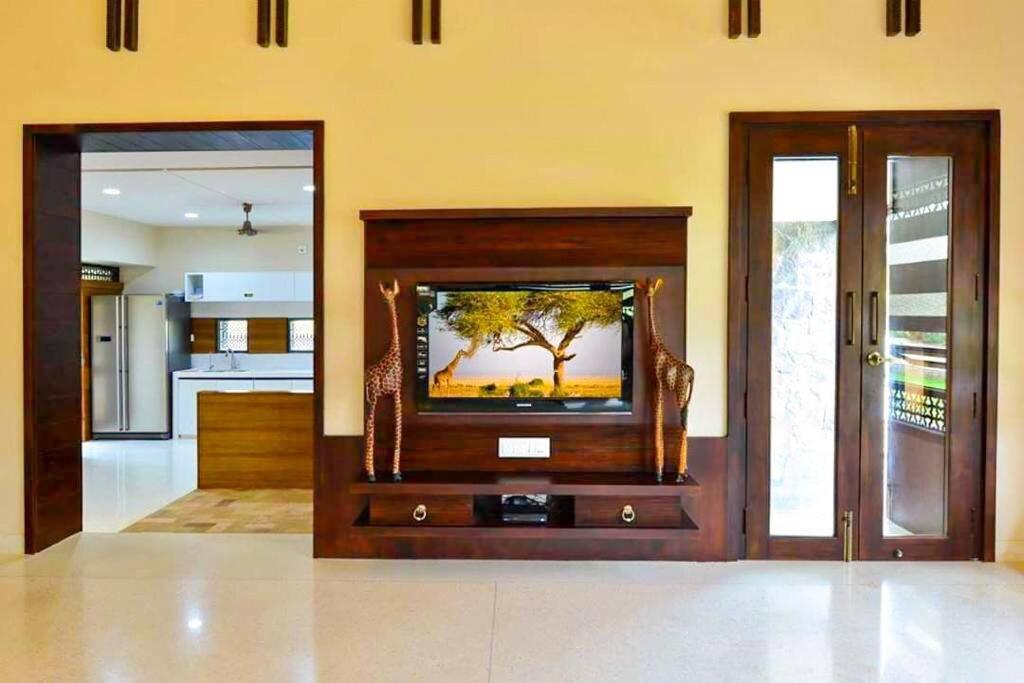 Vacation Villa-Devraj Residency - Bhuj, Kutch Екстериор снимка