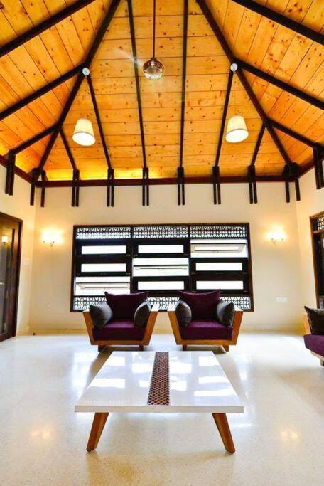 Vacation Villa-Devraj Residency - Bhuj, Kutch Екстериор снимка